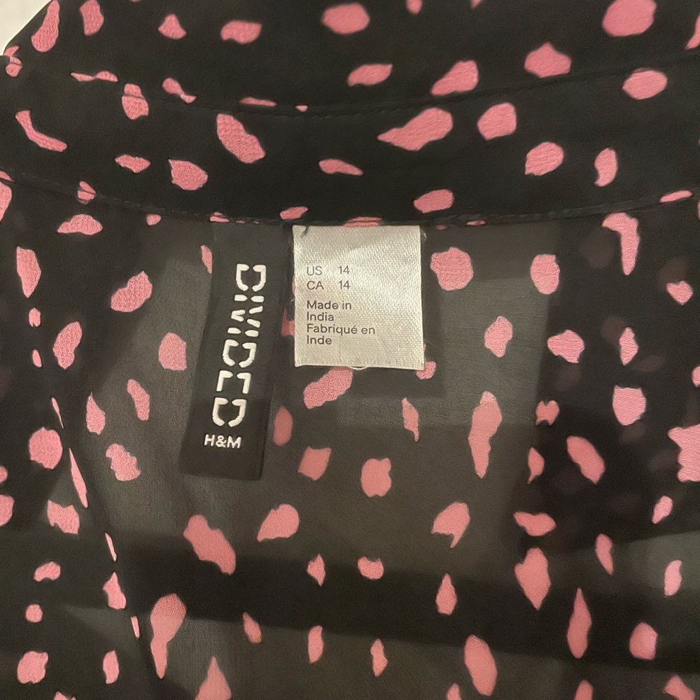 Black & pink blouse